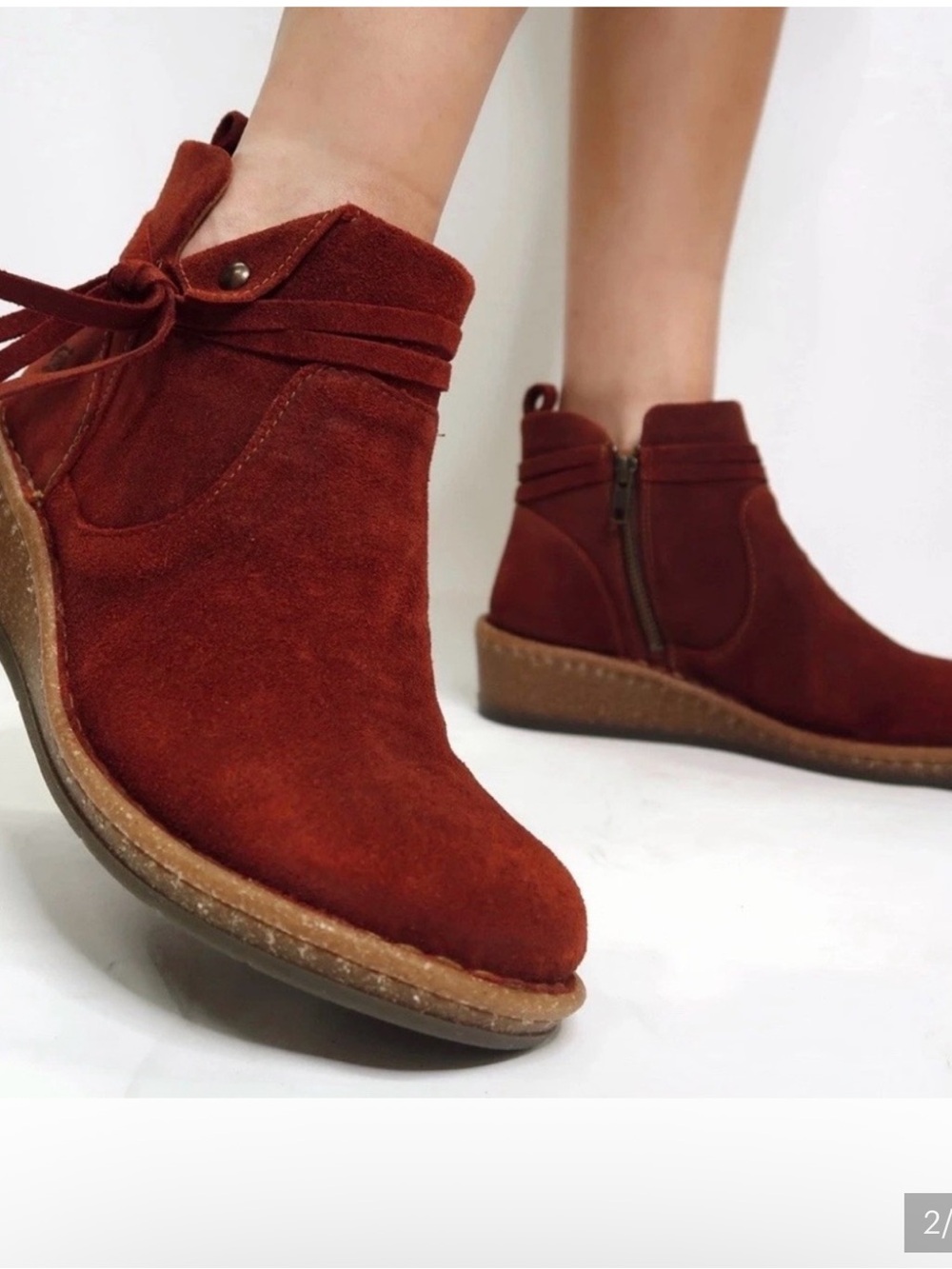 🌸BORN🌸 Viana Leather Wedge
Bootie Size: 8